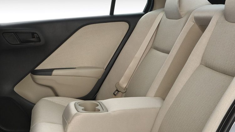 Rear-seat-armrest-with-cupholder
